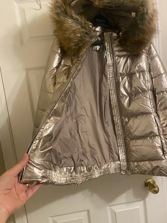 New Medium Winter Woman’s Lightweight Puffer Jacket image indicator(4)