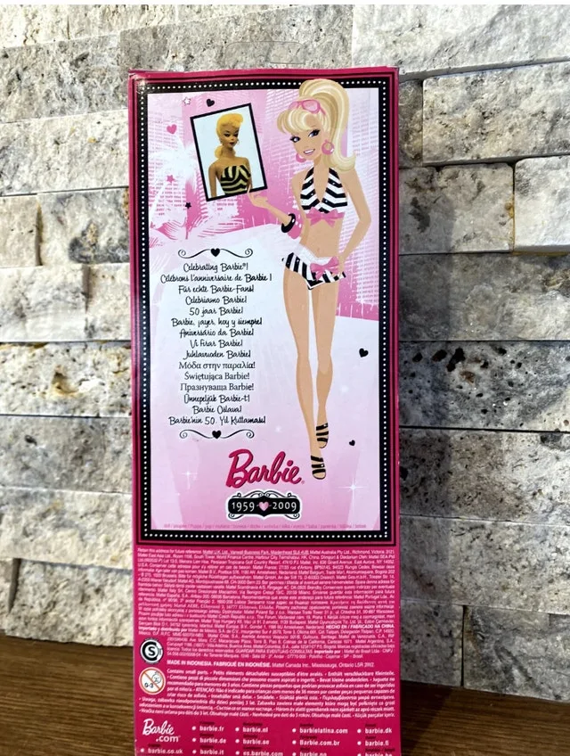 Barbie Then and Now 1959-2009 50th Anniversary Doll image indicator(4)