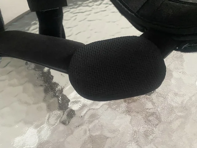 Two Donjoy Knee RIGHT Braces/ Size Medium and XXL image indicator(9)