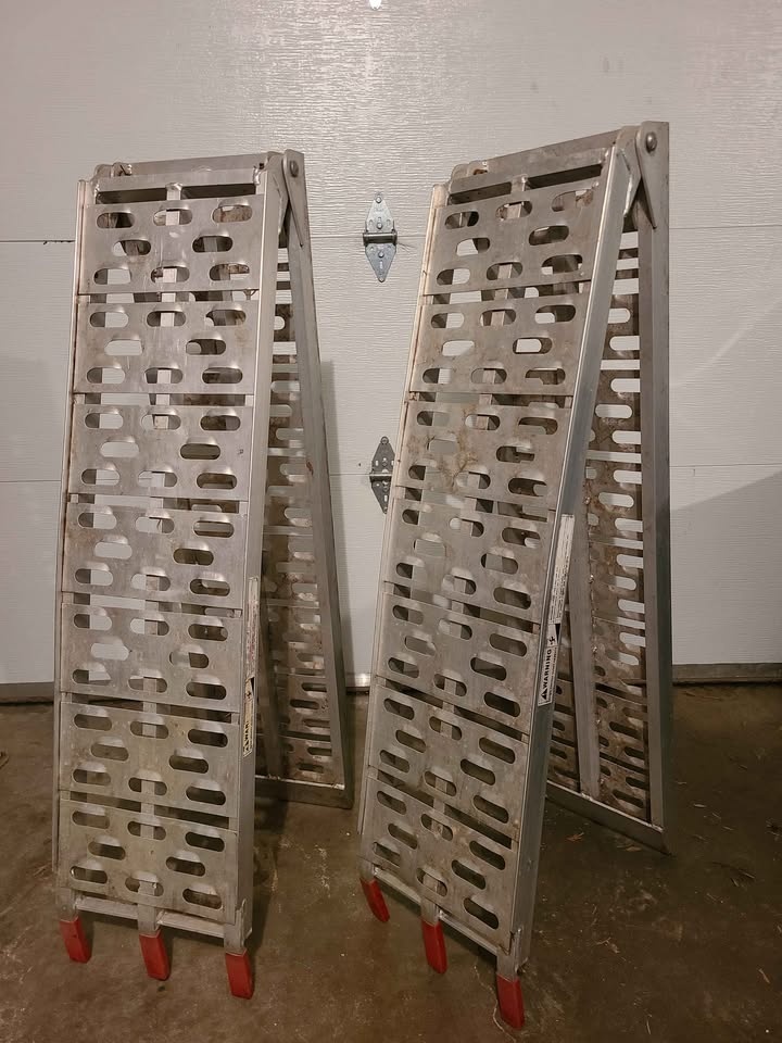 Loading ramps - photo 3