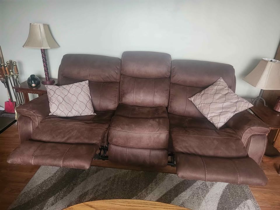 Reclining couch - photo 2