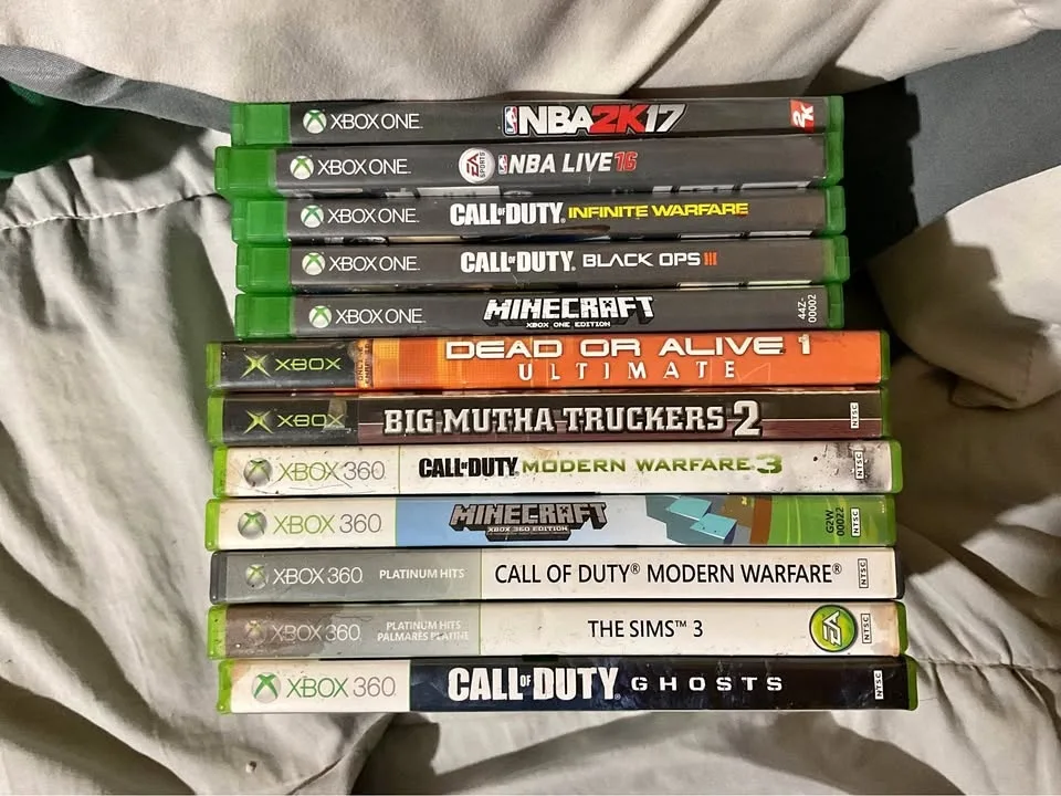 Xbox and Xbox 360 Games Lot