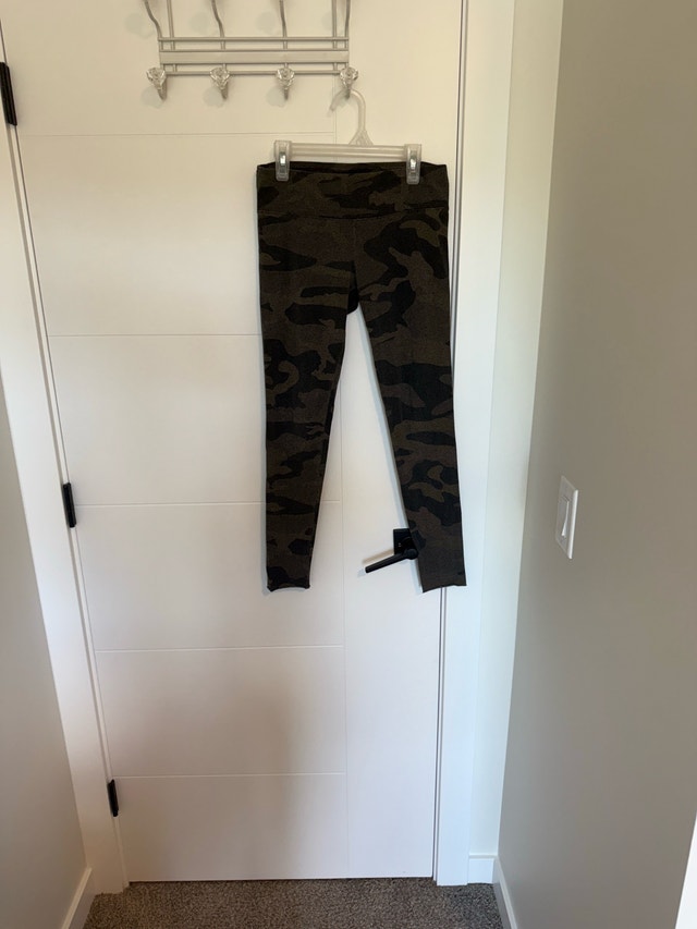 TNA Camo Leggings