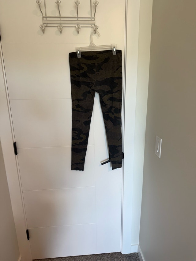 TNA Camo Leggings - photo 3