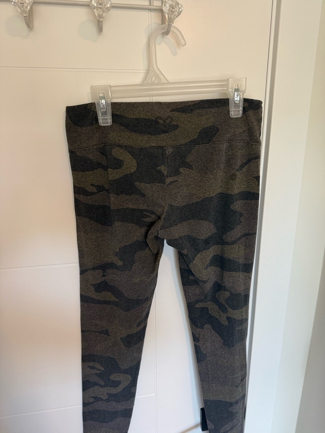 TNA Camo Leggings - photo 4