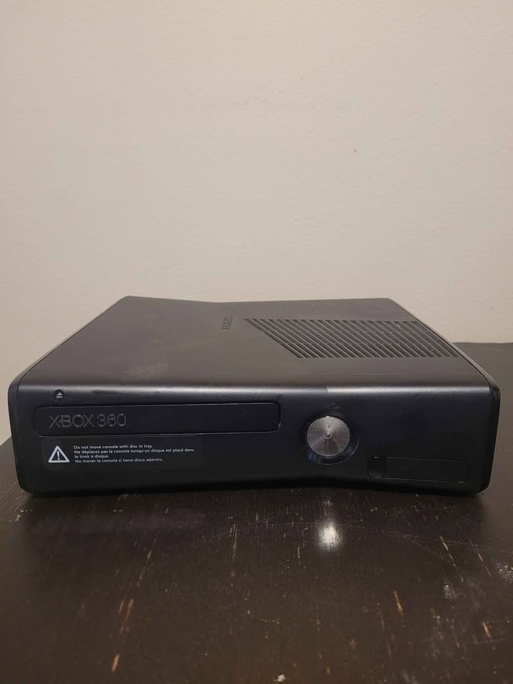 Xbox 360 - photo 2