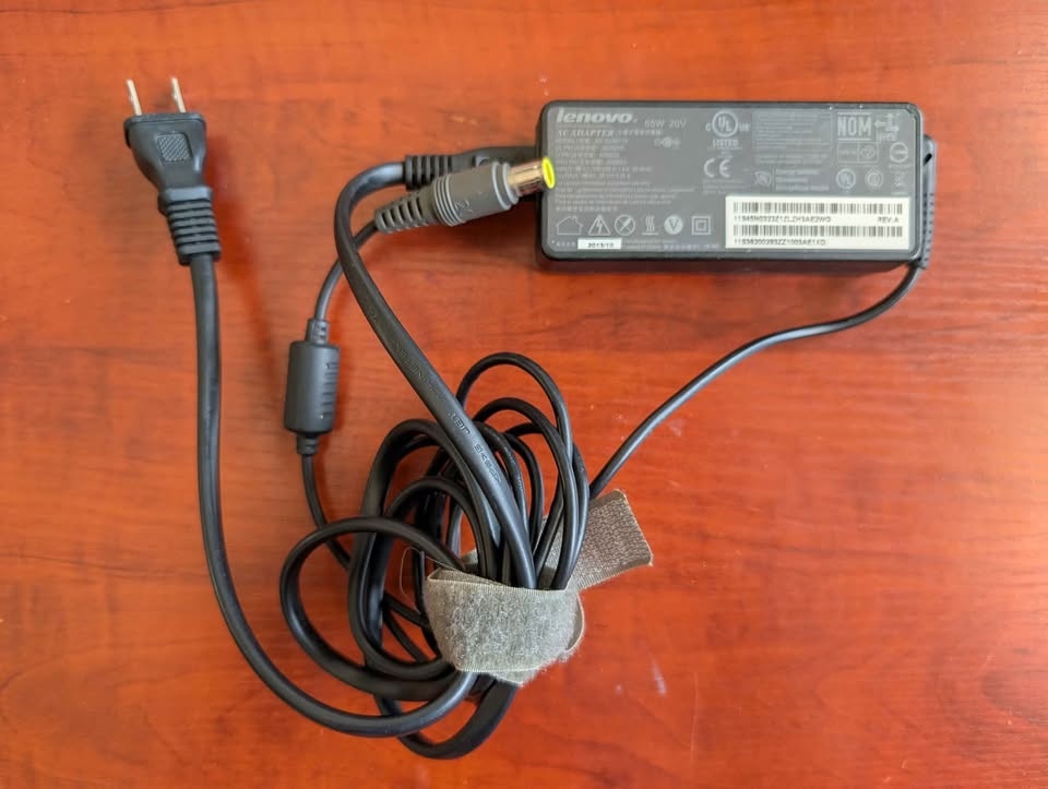 Lenovo Laptop Charger 65W Model: ADLX65YLX2D - photo 2