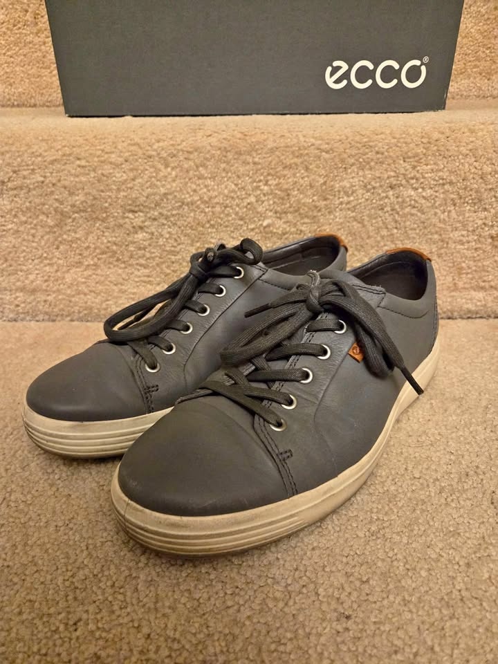 Ecco Shoes