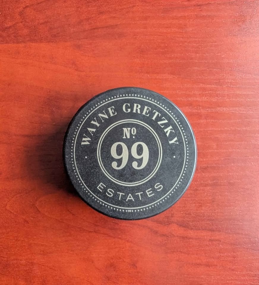 Wayne Gretzky Puck - No.99 Wayne Gretzky Estates - photo 2