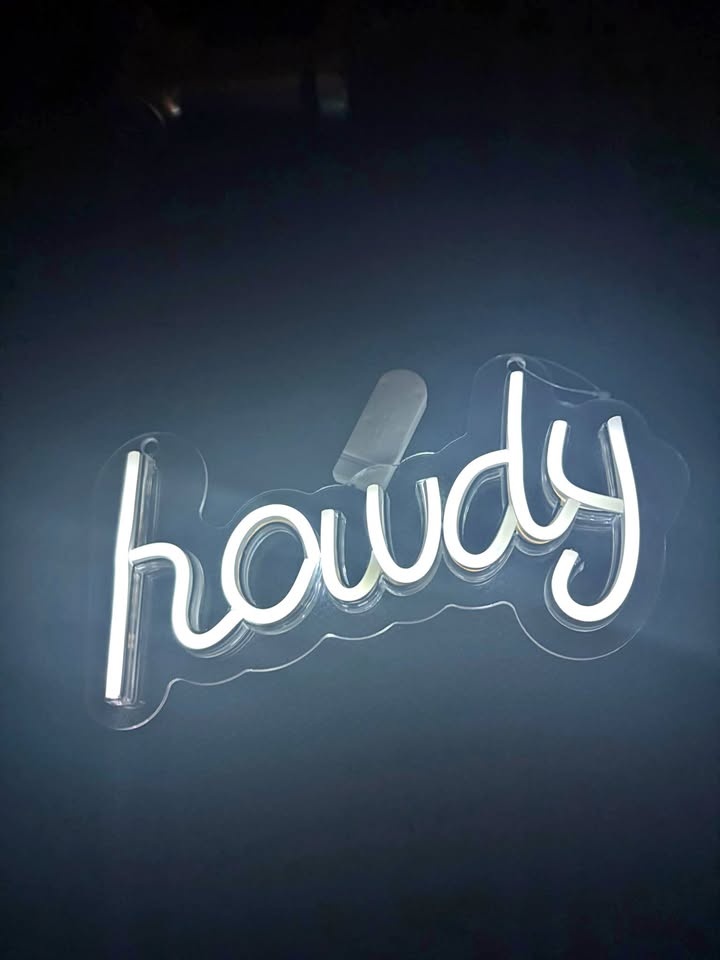 HOWDY NEON SIGN