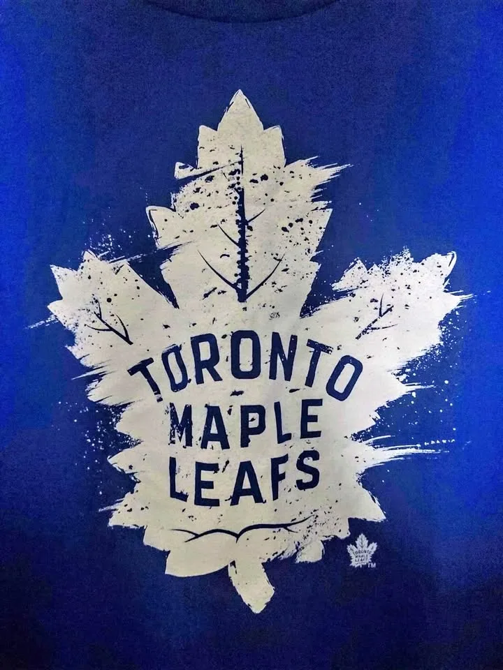 Toronto Maple Leafs Blue T-Shirt Fanatics Size: XL