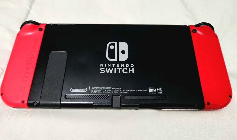V1 Nintendo Switch Modded with Games - photo 3