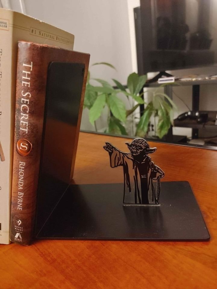 Star Wars Master Yoda Metal Bookend Book Holder - photo 3