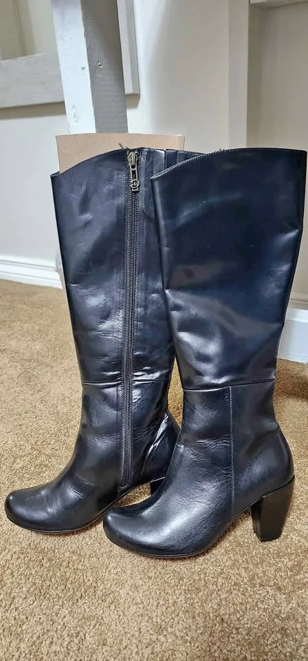 100% leather boots