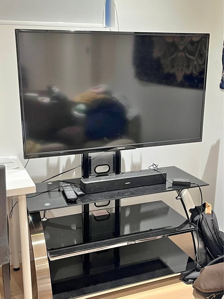 50”4K Toshiba TV