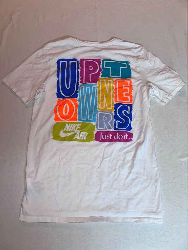 Nike Uptowners Tee Women’s size small
