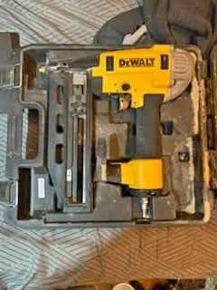 DeWalt 16 Gauge Finishing Nailer