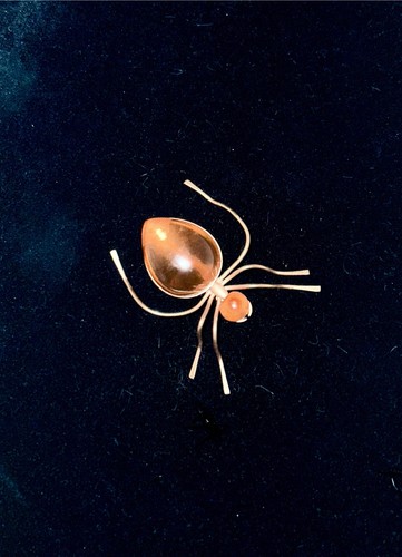 VINTAGE GOLD TONE GENUINE BALTIC AMBER SPIDER PIN - photo 3