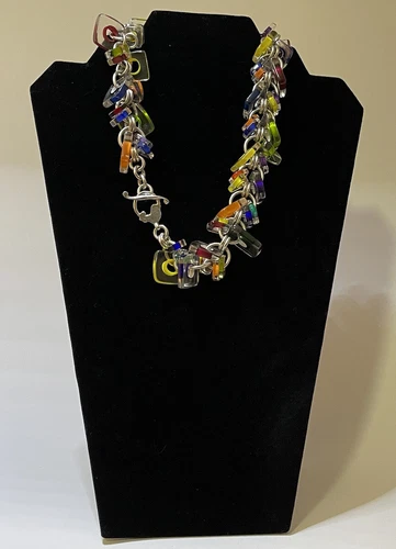Funky & Fun Vintage Acrylic Necklace - photo 2