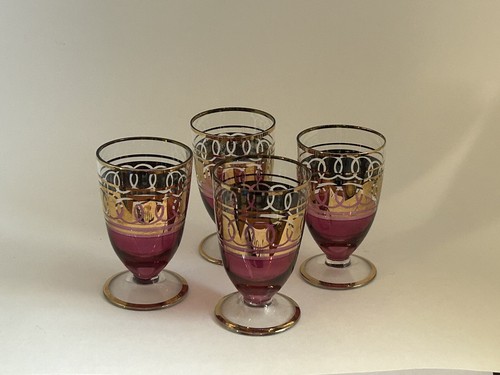 VINTAGE BOHEMIAN GLASSES SET OF 4