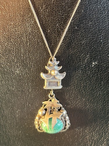 NEIGER BROTHERS ART DECO PEKING GLASS PENDANT NECKLACE - photo 3