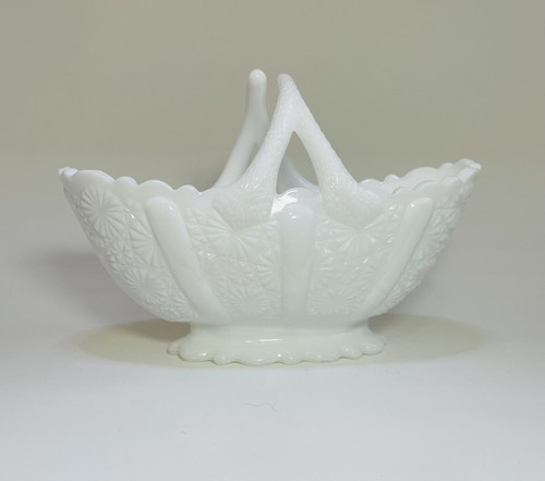 Fenton Daisy and Button Split Twig Handle Basket - photo 5