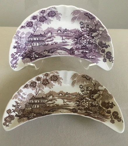 Clarice Cliff Pottery - Royal Staffordshire England - Tonquin