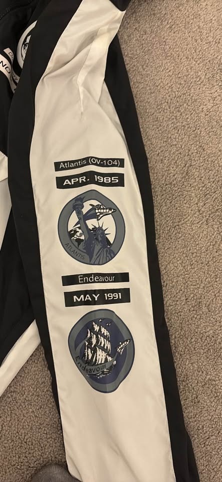 NASA windbreaker - photo 3