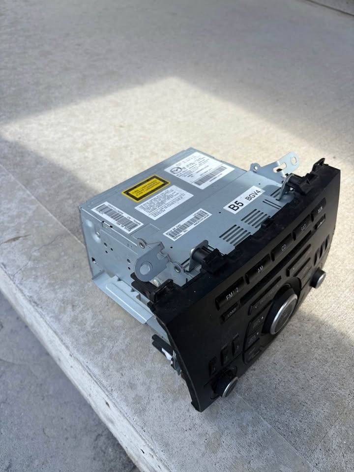 Mazda 3 (2010-2013) Radio - photo 2