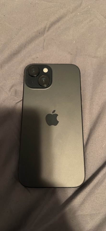 iPhone 15 128 GB Black - photo 3