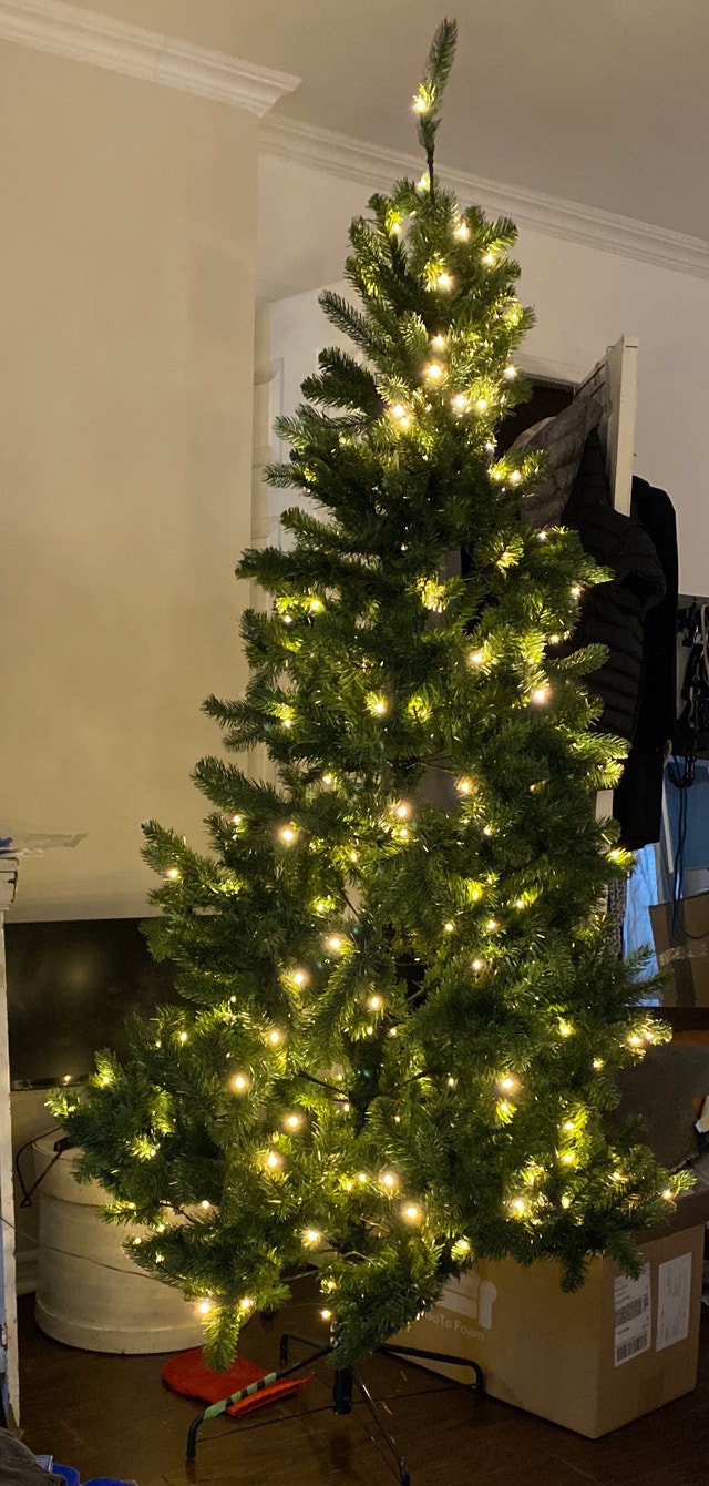 7' pre lit christmas tree