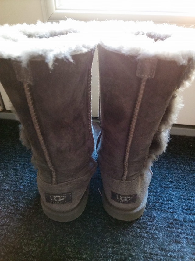 Uggs tall size 2 - photo 4