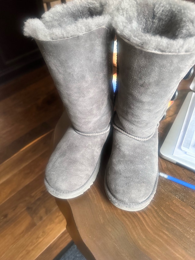 Uggs tall size 2 - photo 5