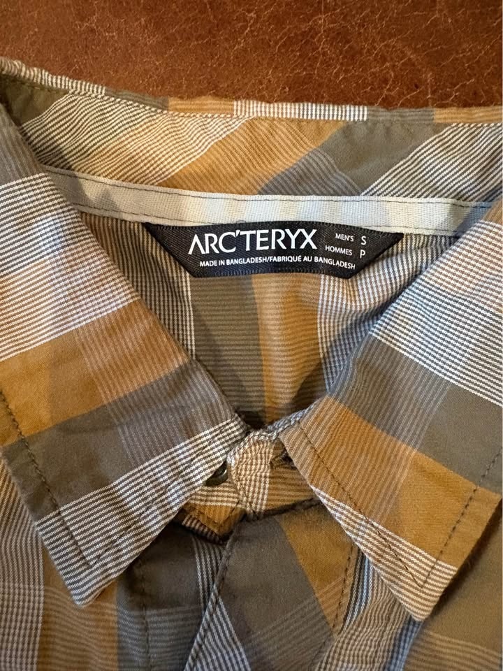 Arcteryx Men’s Peak line long sleeve plaid shirt size s - photo 3