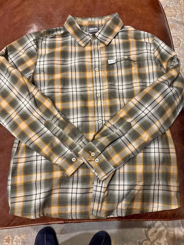 Jack Wolfskin long sleeve plaid shirts