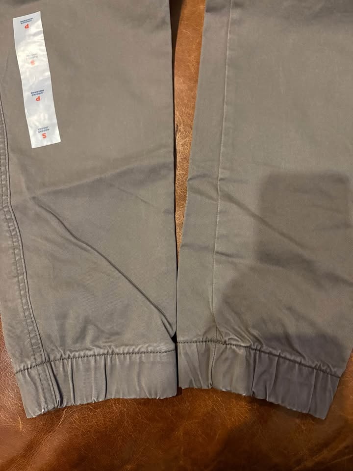 Old Navy joggers Size small. BNWT - photo 3