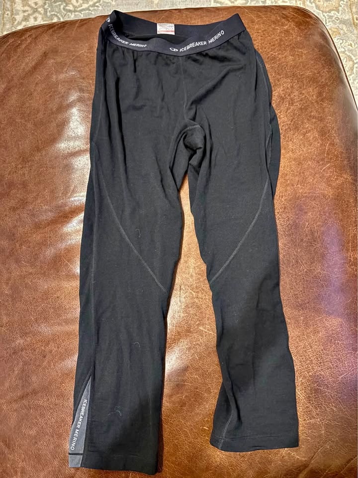 Icebreaker merino 260 3/4 length. Men’s size S