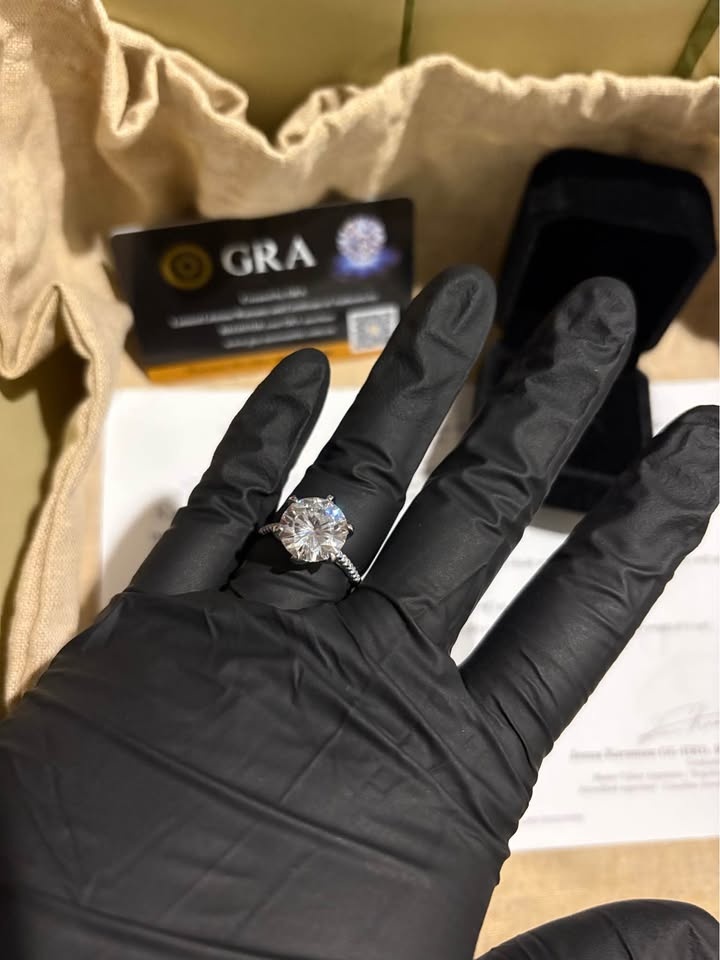 5.00 CT GRA Certified Moissanite Ring/Engagement Ring - photo 4