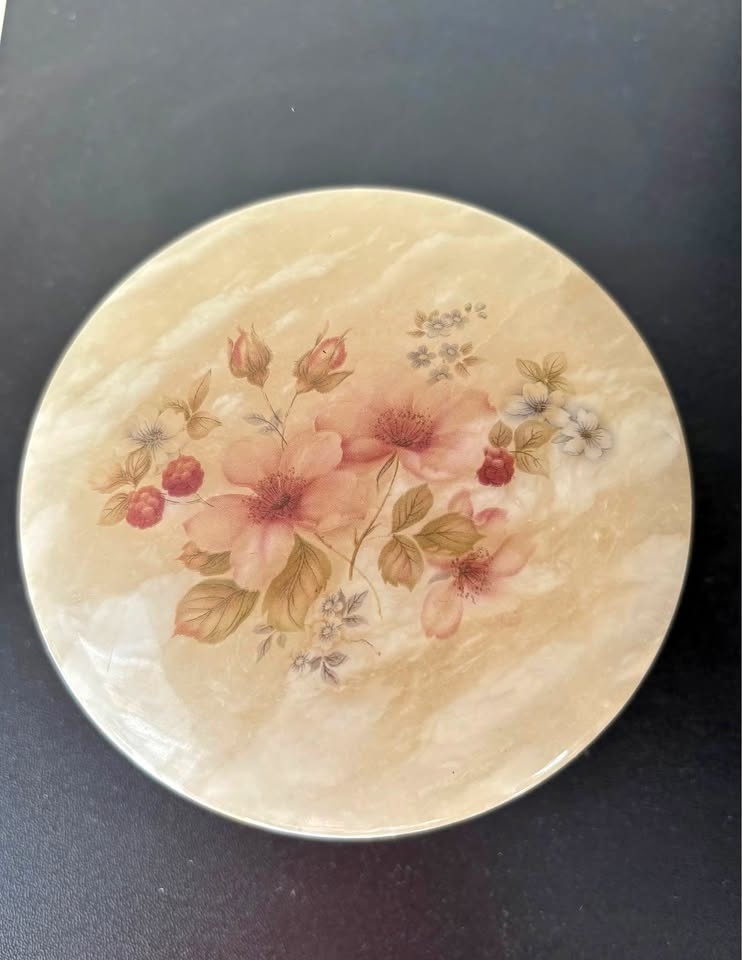 Vintage Alabaster Jewelry Box/Trinket Box