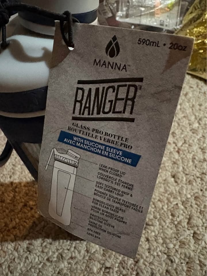 Glass glass water bottle. 590 ml BNWT - photo 3