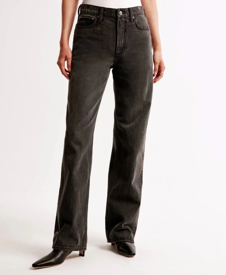 Abercrombie & Fitch High Rise Loose Jeans 28 Long image indicator(2)