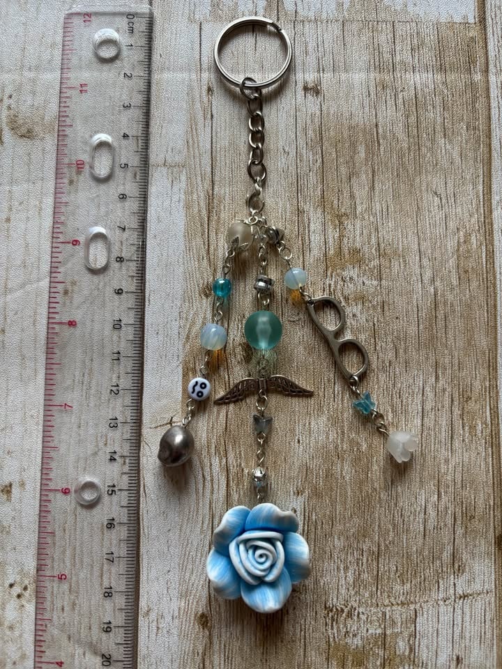 Handmade Keychains & Bracelets — Crafted by a 13-Year-Old Artist - photo 2