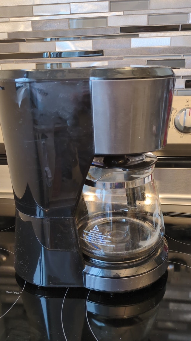 12 cup Drip Coffee Machine and Toaster - photo 3