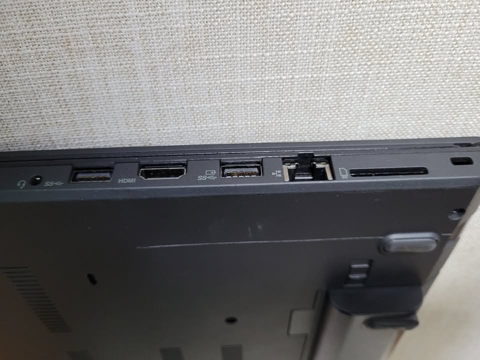 Lenovo T480 -8th Gen- 16 GB - photo 5