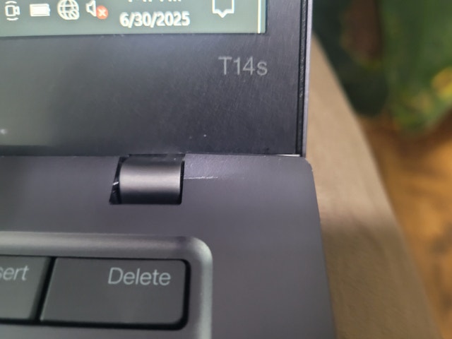 Lenovo ThinkPad T14s – 11th Gen - photo 3