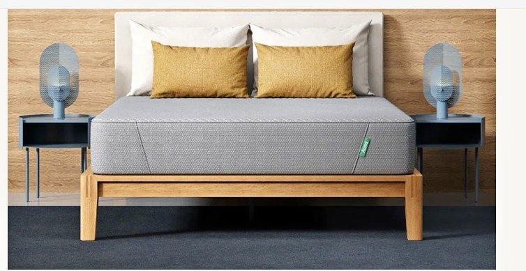 Queen Mattress + Pillows, Sheets, Mattress Cover