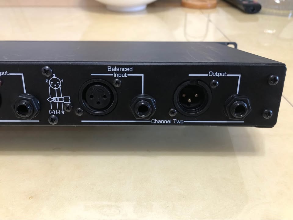 ASHLY MQX2150 Dual 15-Band Equalizer - photo 5