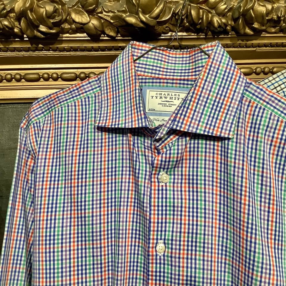 Charles Tyrwhitt dress shirts - Sz 16/33 - photo 2