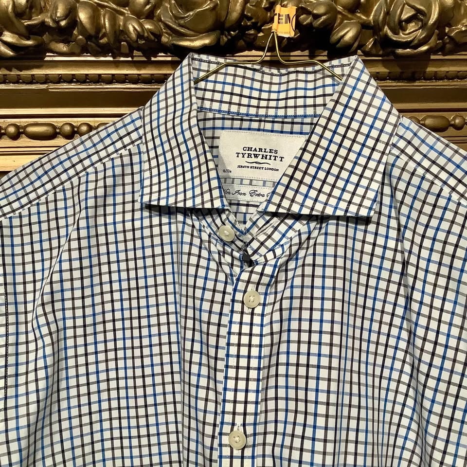Charles Tyrwhitt dress shirts - Sz 16/33 - photo 3