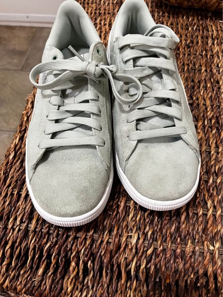 Puma sneakers size 8 - photo 4